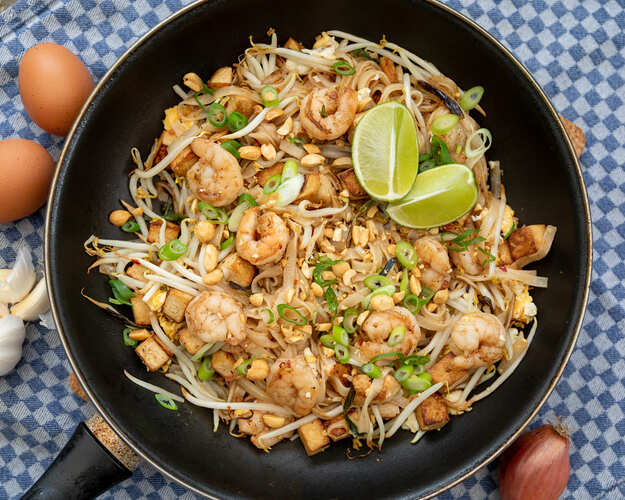 Pad Thai mit Garnelen